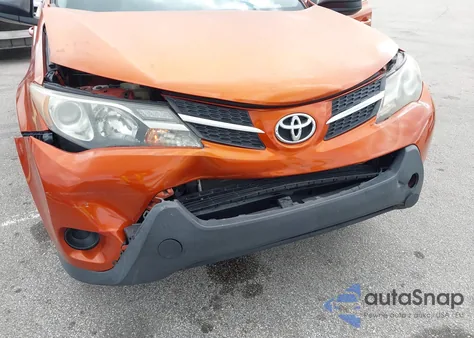 2015 Toyota Rav4 Le z USA, uszkodzony, nr VIN JTMZFREV5FD076779